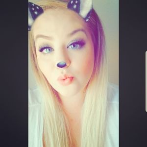 Meet your Posher, Nikki